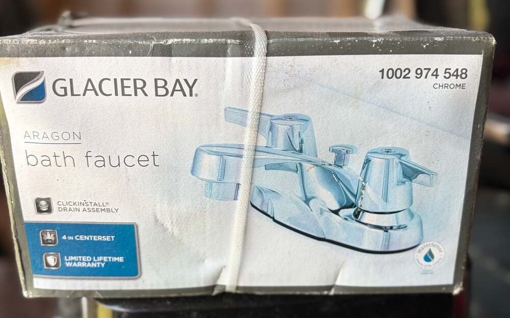 Glacier Bay Aragon 4-inch Centerset 2-Handle Low-Arc Bathroom Faucet, Chrome